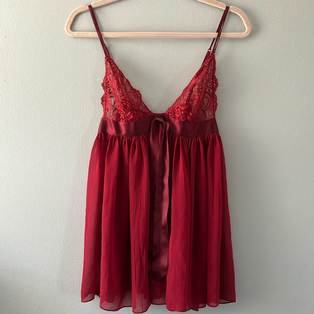 Vintage Victor’s Secret babydoll lingerie